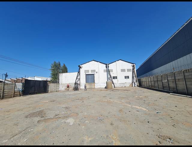 1,100M² WORKSHOP TO LET IN ELANDSFONTEIN